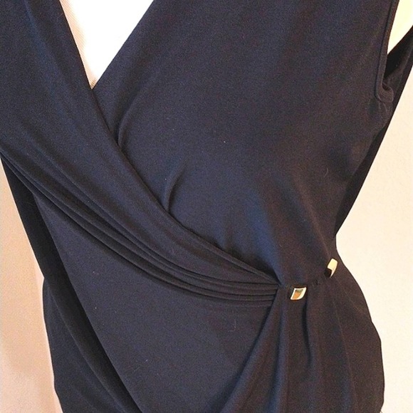 Calvin Klein BLACK Sophisticated V-Drop CAREER Top BLACK Sleeveless Gold Sz S - Picture 8 of 12